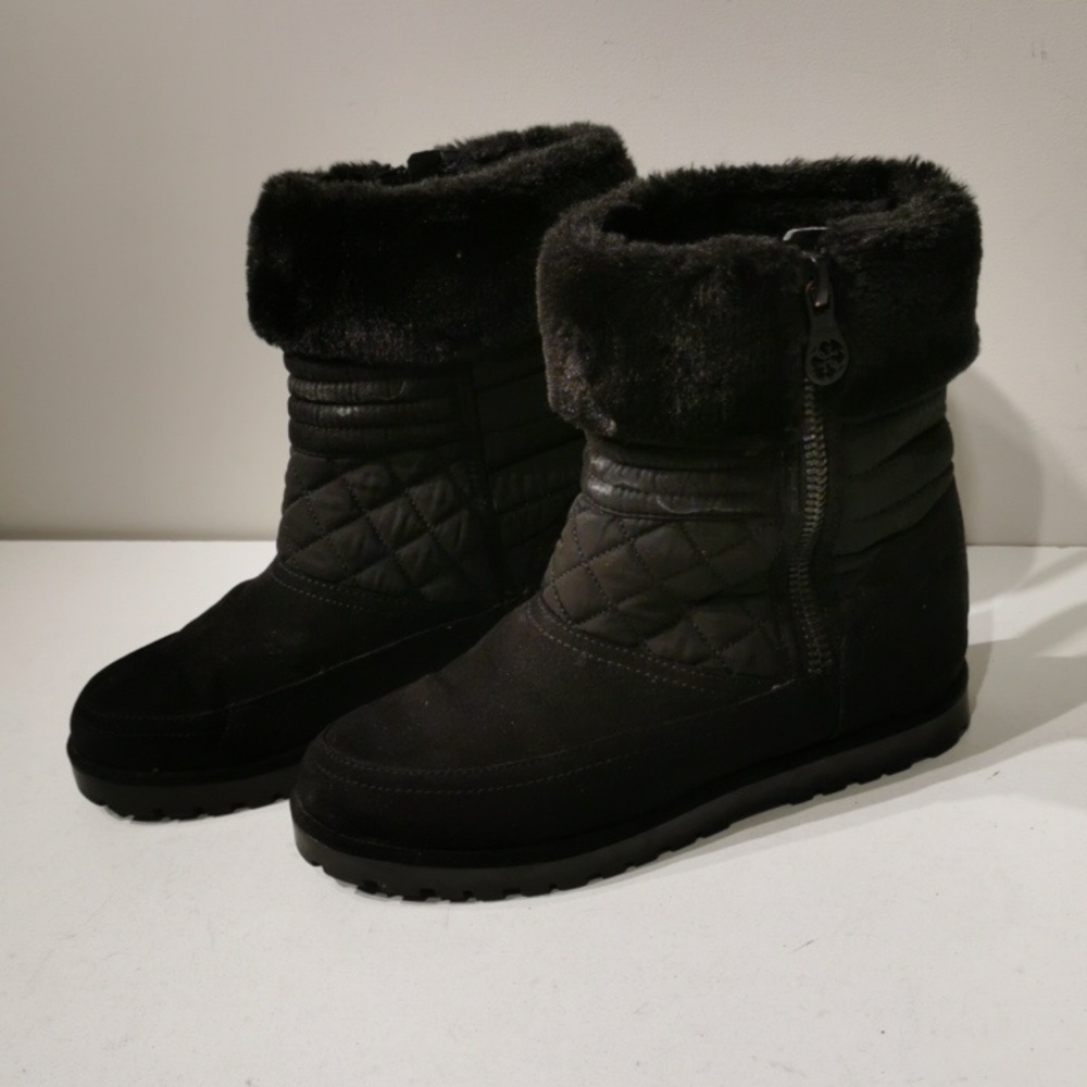 GUESS Women's Boots